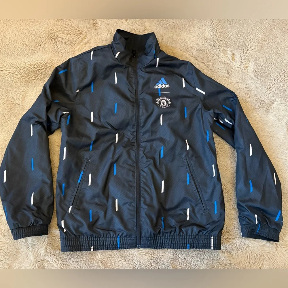 Manchester United Adidas reversible anthem jacket, Kids Medium